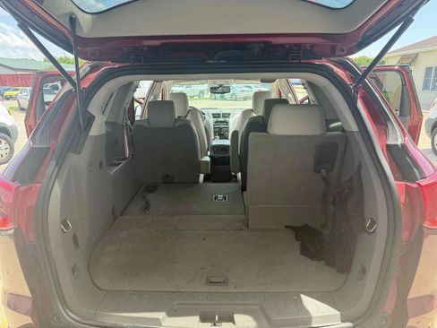 Used 2009 Chevrolet Traverse LT image 13