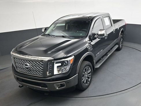 Used 2019 Nissan Titan Platinum Reserve w/ Platinum Utility Package AWD/4WD image 36