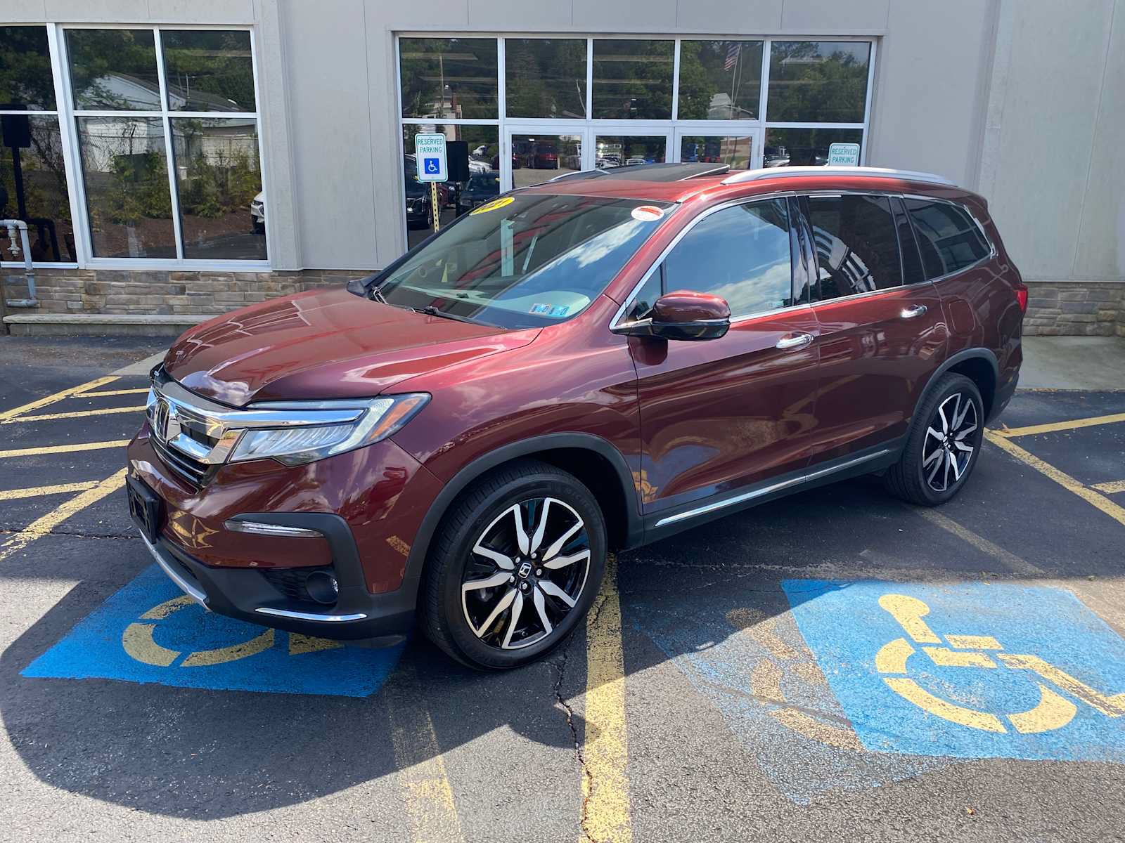 Used 2021 Honda Pilot Elite image 2