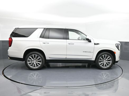 Used 2021 GMC Yukon Denali image 9