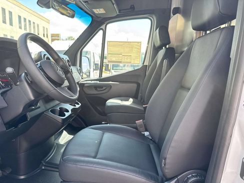 New 2026 Mercedes-Benz Sprinter 2500 image 8