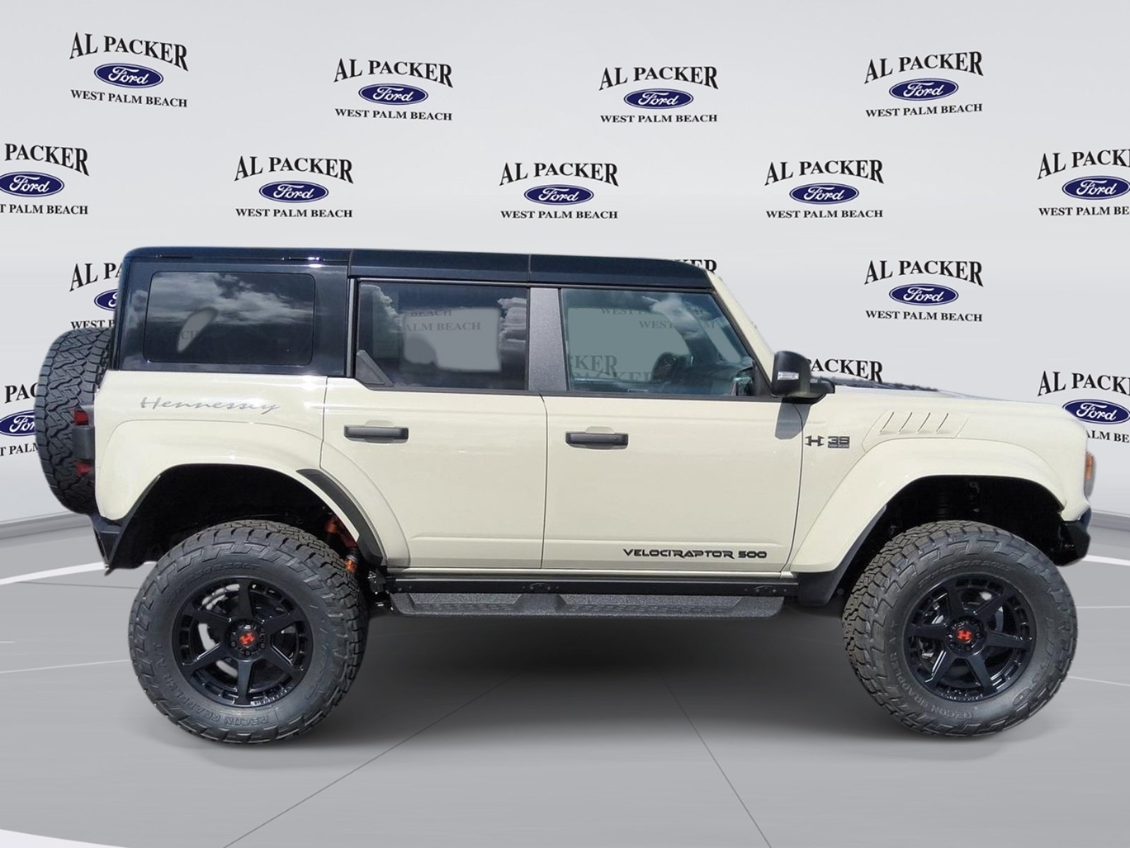 New 2026 Ford Bronco Raptor w/ Interior Carbon Fiber Pack AWD/4WD image 6