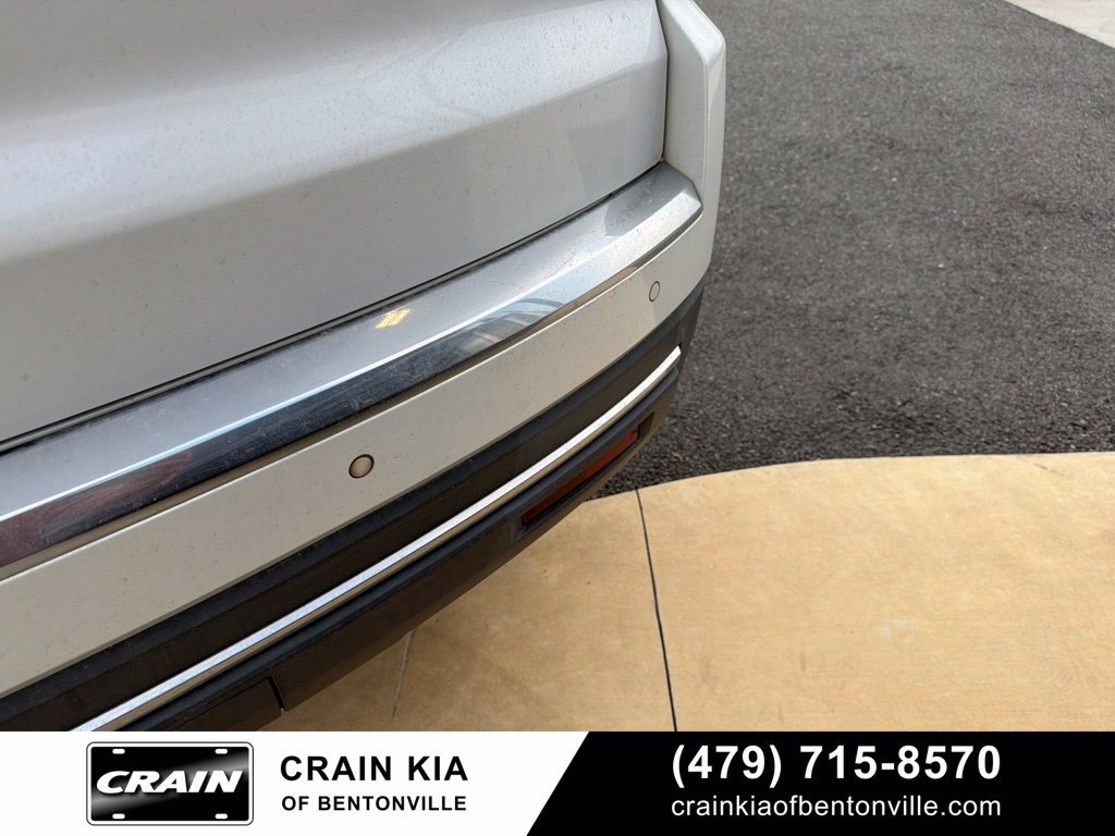Used 2017 GMC Acadia Limited SLT FWD image 18