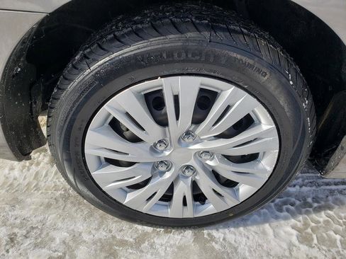 Used 2015 Nissan Sentra SV image 44