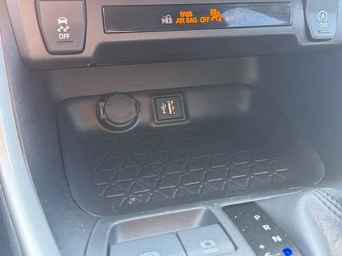 Certified 2025 Toyota RAV4 XLE AWD/4WD image 15