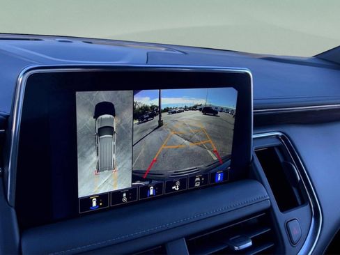 Used 2023 Chevrolet Tahoe Z71 w/ Luxury Package image 22