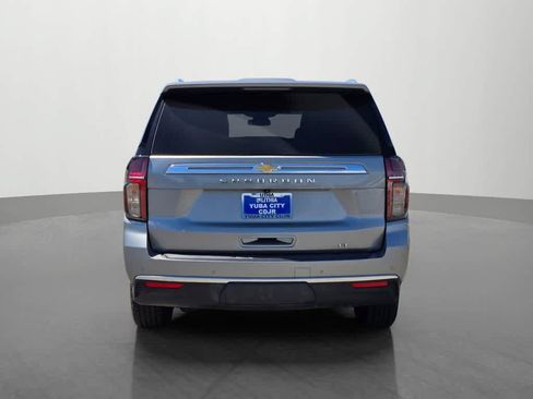 Used 2023 Chevrolet Suburban LT AWD/4WD image 5