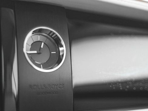 New 2025 Rolls-Royce Spectre w/ Spectre Launch Package image 54