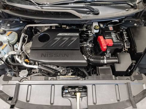 Used 2025 Nissan Rogue SV AWD/4WD image 3