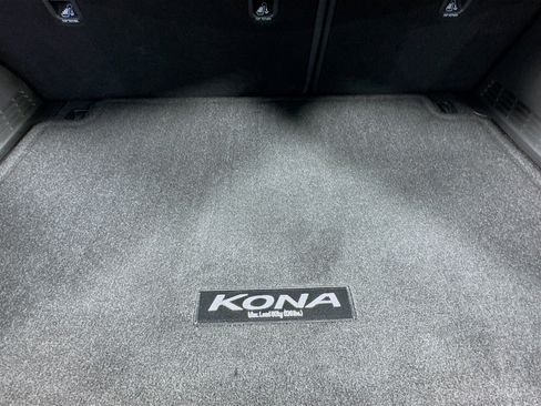 Used 2023 Hyundai Kona Limited image 34