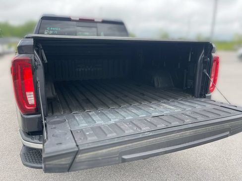 Used 2024 GMC Sierra 1500 SLT w/ SLT Premium Plus Package AWD/4WD image 7