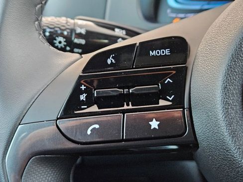 Used 2026 Hyundai Elantra Sport image 15