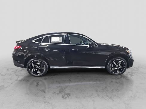 Certified 2025 Mercedes-Benz GLC 300 GLC 300 image 9