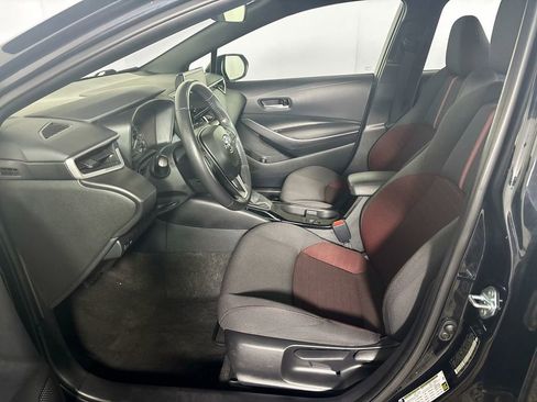 Used 2024 Toyota Corolla SE image 11
