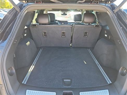 Used 2022 Cadillac XT5 Sportv w/ Technology Package image 26