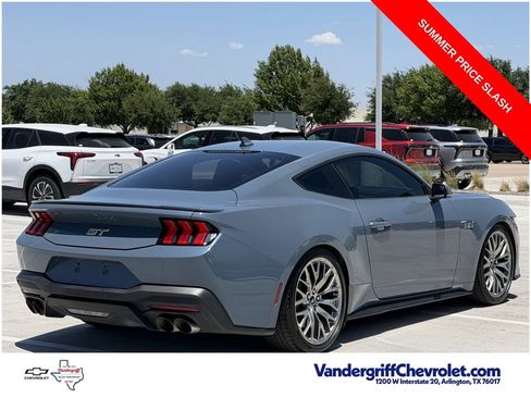 Used 2024 Ford Mustang GT Premium RWD image 4