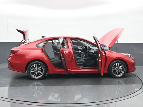 Used 2023 Kia Forte LXS image 26