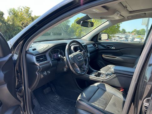 Used 2021 GMC Acadia AT4 w/ Preferred Package AWD/4WD image 9