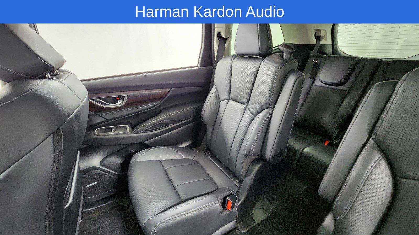 Used 2025 Subaru Ascent Touring AWD/4WD image 16