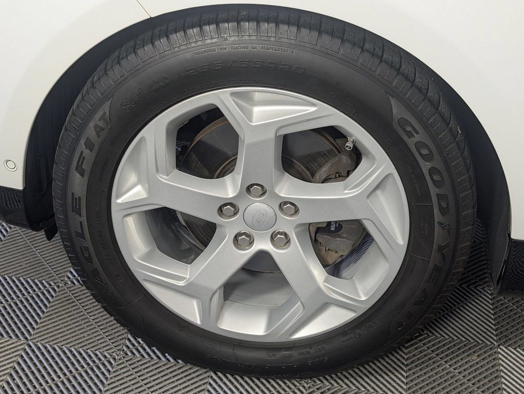 Used 2018 Land Rover Range Rover Sport HSE AWD/4WD image 8