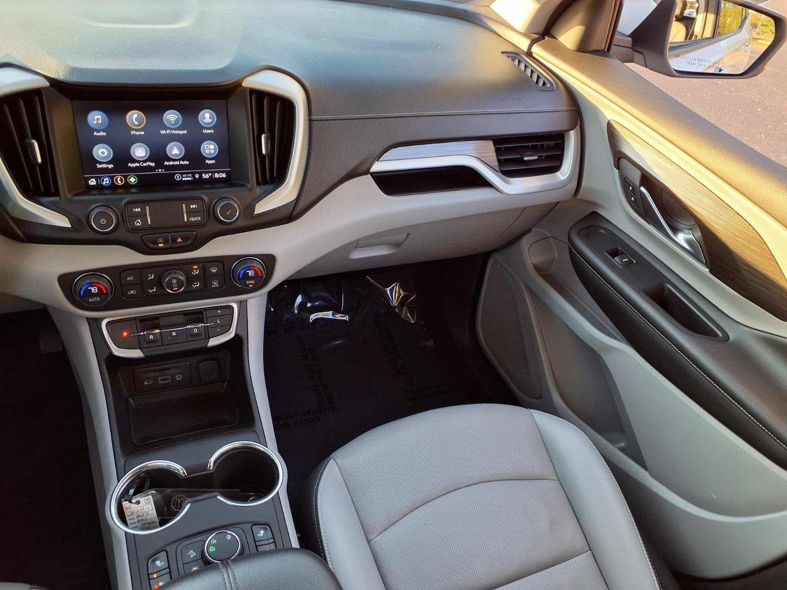Used 2022 GMC Terrain SLT AWD/4WD image 3