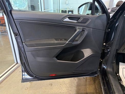 Used 2020 Volkswagen Tiguan S w/ 3rd Row Seat Package image 15