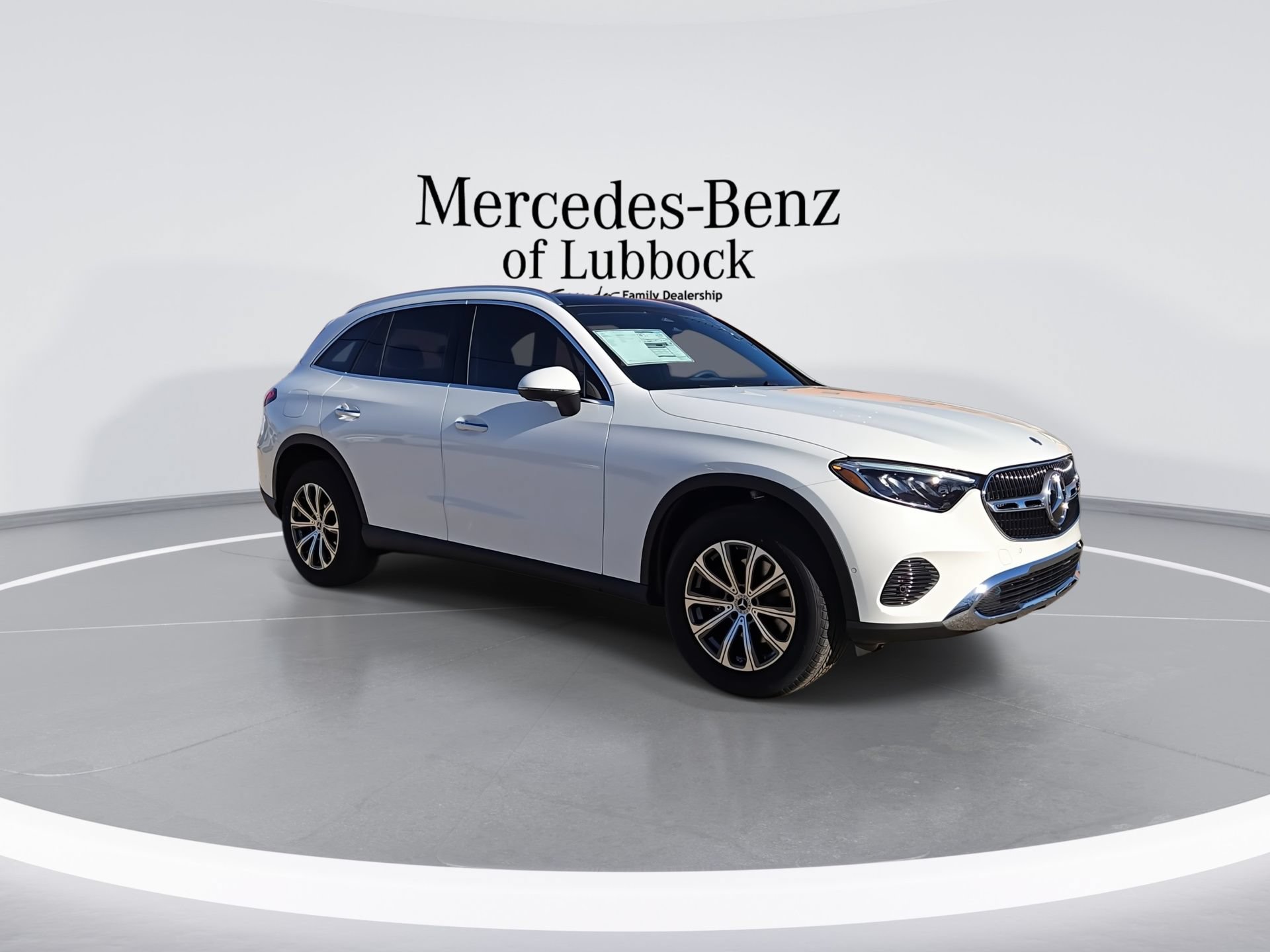 New 2026 Mercedes-Benz GLC 300 4MATIC image 2