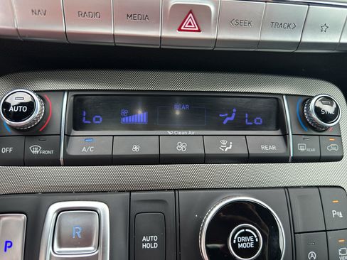 Used 2022 Hyundai Palisade Calligraphy FWD image 24