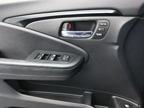 Used 2019 Honda Ridgeline RTL-E image 16