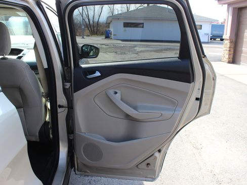 Used 2018 Ford Escape SE image 37