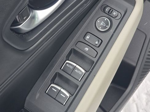 Certified 2023 Honda Accord EX image 26