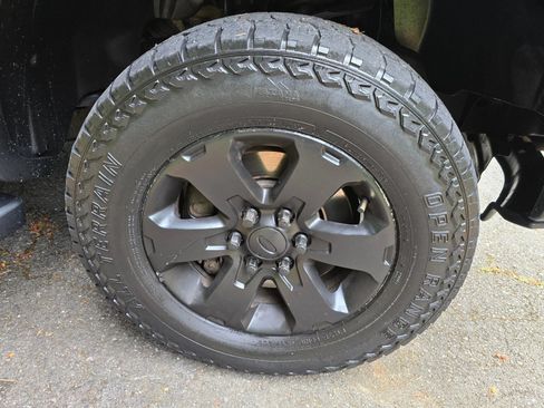 Used 2012 Ford F150 FX4 w/ FX Luxury Pkg AWD/4WD image 10
