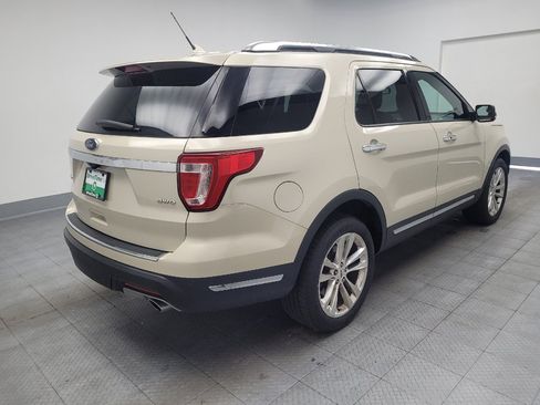 Used 2018 Ford Explorer Limited AWD/4WD image 9