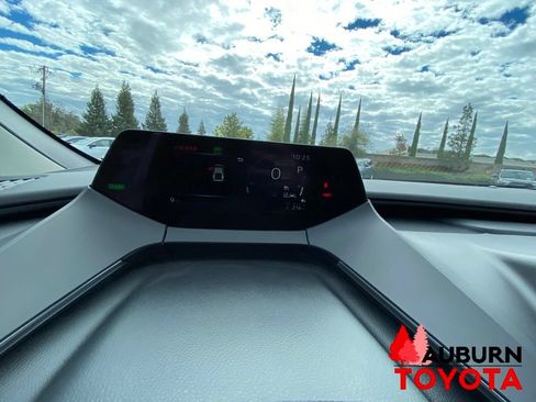 New 2027 Toyota Prius Plug-In Hybrid FWD image 33