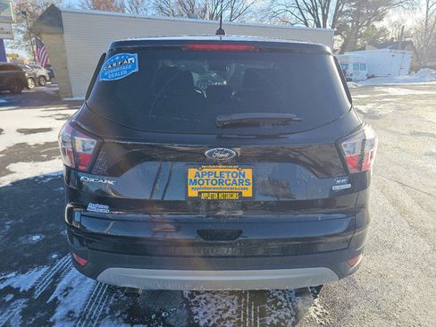 Used 2017 Ford Escape SE w/ SE Cold Weather Package image 8