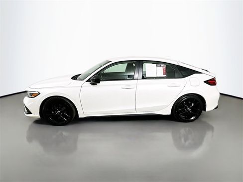 Used 2024 Honda Civic Sport image 5