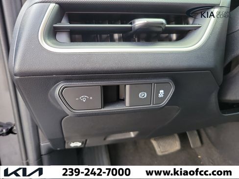 Certified 2025 Kia K4 FWD image 22
