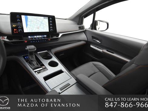 Used 2024 Toyota Sienna XSE AWD/4WD image 27