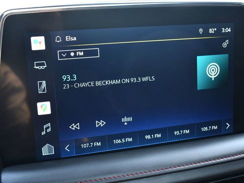 Used 2022 Chevrolet Suburban RST w/ Sport Performance Package image 57