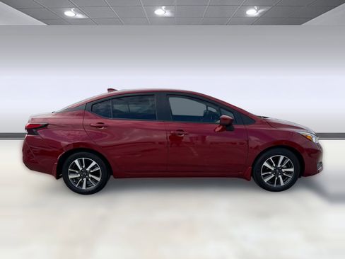 Used 2024 Nissan Versa SV w/ Trunk Package FWD image 8