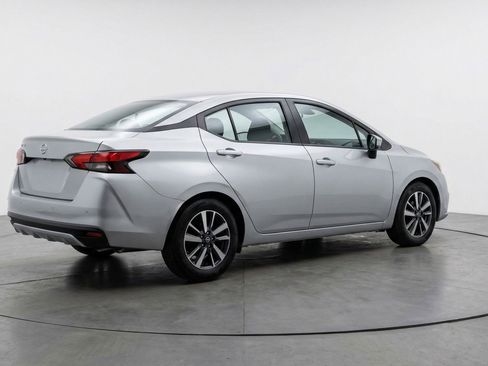 Used 2025 Nissan Versa SV FWD image 9