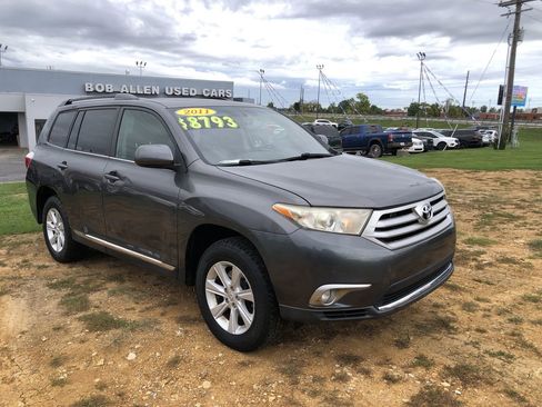 Used 2011 Toyota Highlander 2WD image 7