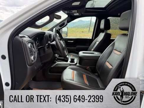 Used 2021 GMC Sierra 2500 AT4 w/ AT4 Premium Plus Package AWD/4WD image 16