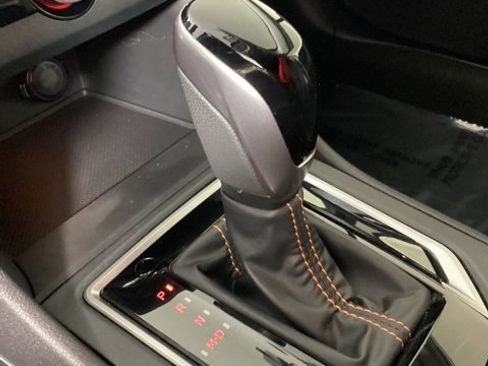 Certified 2022 Subaru Crosstrek 2.5i Limited w/ Popular Package #3 image 23