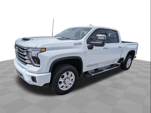 Certified 2024 Chevrolet Silverado 2500 High Country AWD/4WD image 8