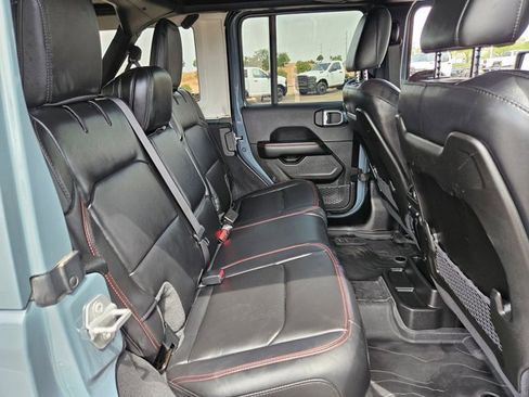 Used 2024 Jeep Wrangler Unlimited Rubicon image 24