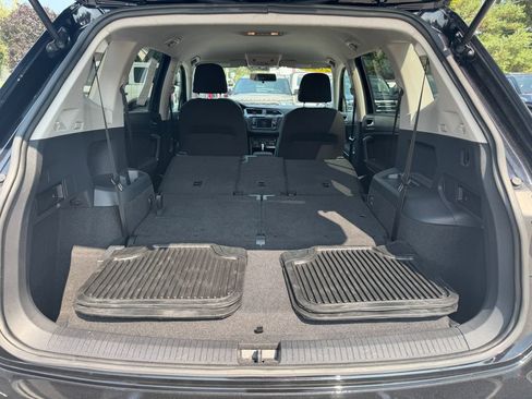 Used 2020 Volkswagen Tiguan S FWD image 10
