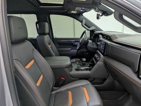 Used 2023 GMC Sierra 1500 AT4 w/ Technology Package image 22