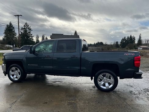 Used 2017 Chevrolet Silverado 1500 LT w/ LT Eassist Package image 8