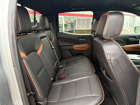 Used 2024 GMC Canyon AT4 w/ AT4 Premium Package image 15